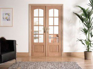 Traditional oak internal door