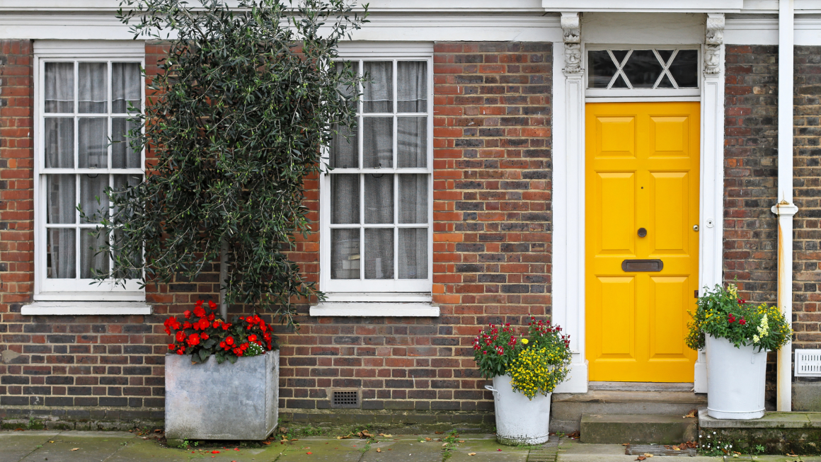 Best Treatment for External Oak Doors: Common Questions Answered