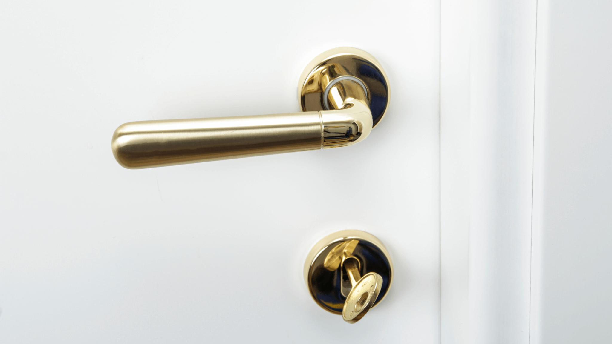 How to change a door handle - Vibrant Doors Blog