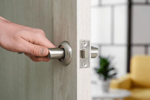 How to change a door handle