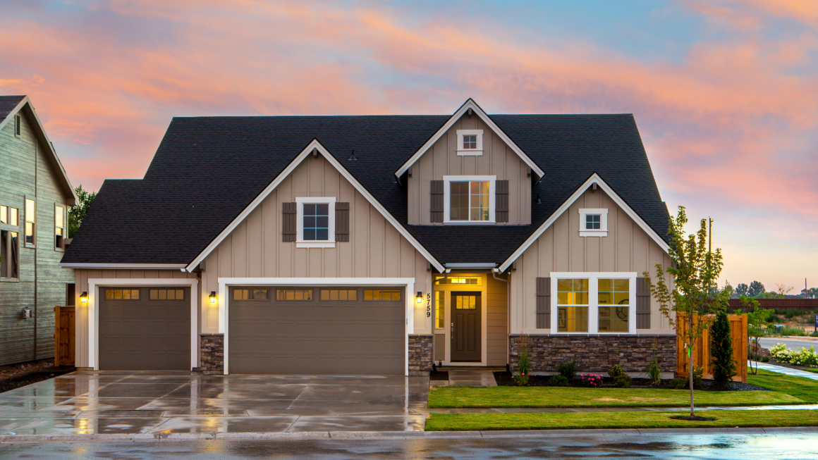 Choosing the Best Garage Doors: A Homeowner’s Guide